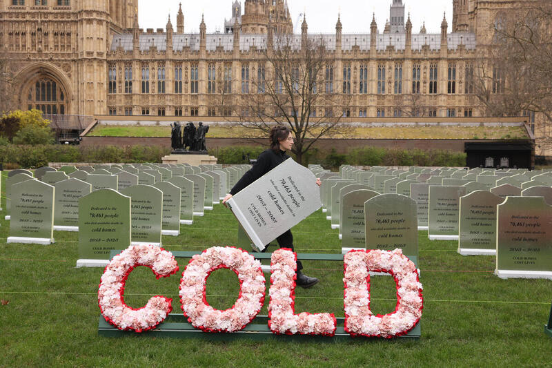 Activists build cemetery from insulation boards outside parliament